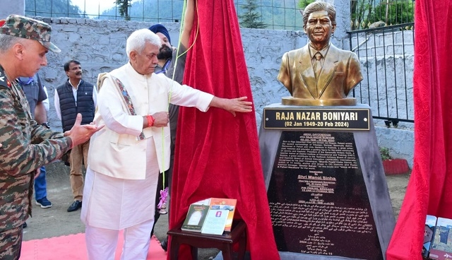 LG Manoj Sinha inaugurates Indian Army’s Dagger Heritage Complex, at Baramulla