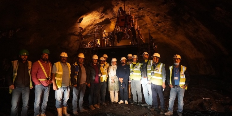 CEC Kargil, Dr Jaffer Akhoon visits Zojila tunnel to review its progress, commends efforts of NHIDCL, MEIL
