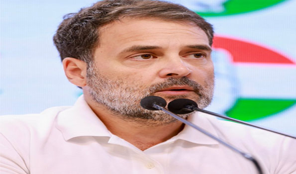 PM misleading nation by calling Cong welfare schemes free revdi: Rahul