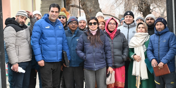 Administrative Secretaries Visit Sankoo During Four-Day Tour of Kargil District
