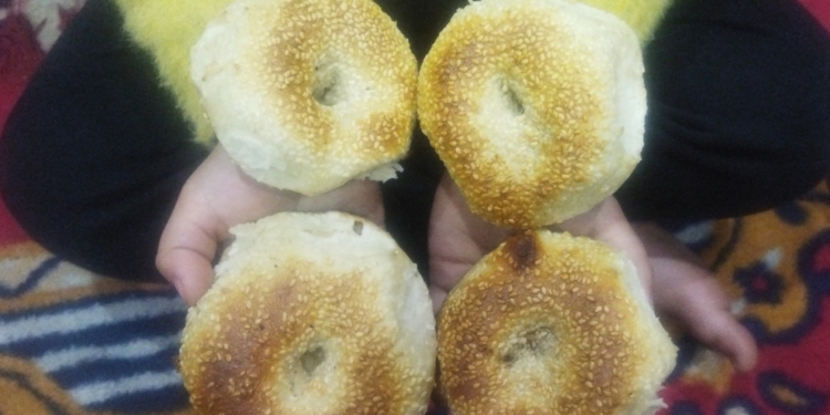 Traditional Kandur Roti Prices Double, Locals Urge Government Intervention