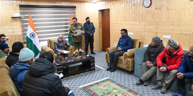 Various delegations call on Lieutenant Governor, Brig (Dr) BD Mishra in Kargil