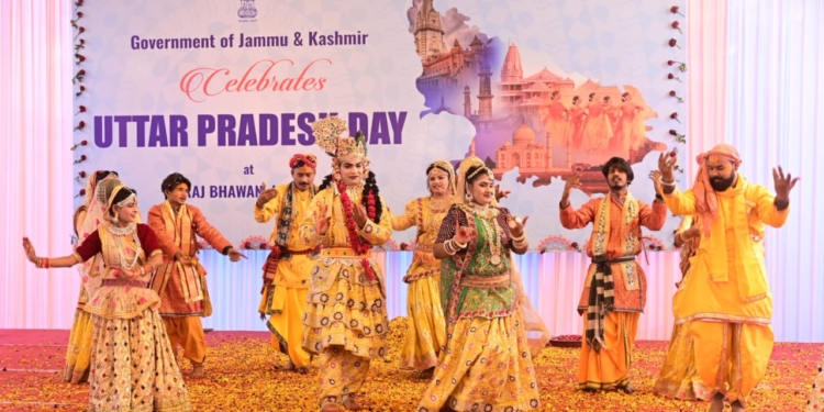 J&K Raj Bhawan celebrates Uttar Pradesh Foundation Day