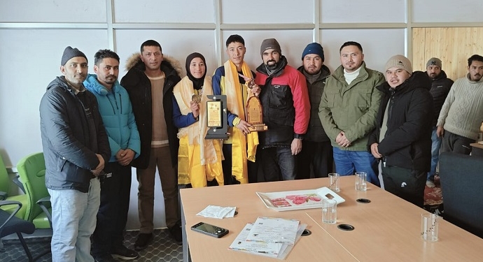 Joint Director, Youth Services and Sports, UT Ladakh felicitates Zahra Batool, Dilshad Ali at Council Secretariat Kargil