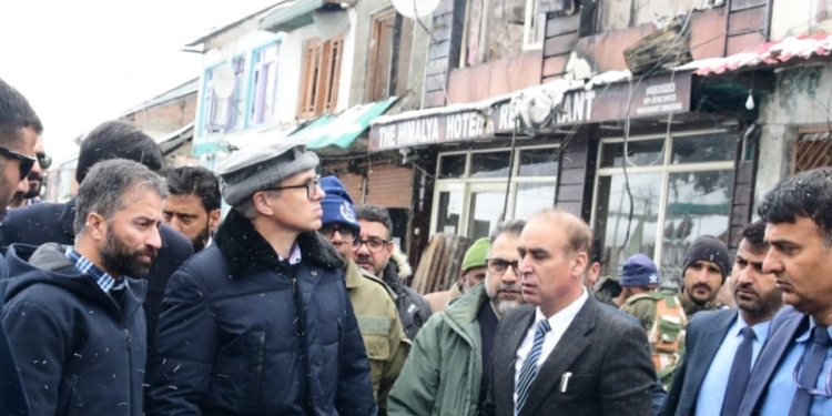 CM Omar Abdullah visits Sonamarg, assesses fire damage