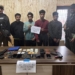 Srinagar Police Arrests Highway Robbers Impersonating Police Commandos