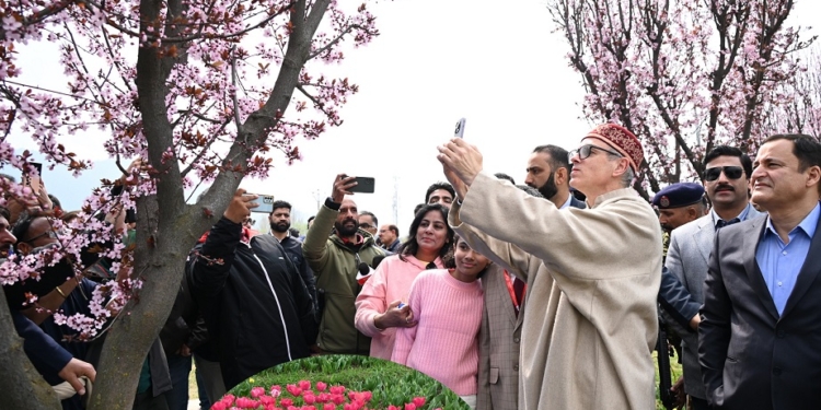 CM Omar Abdullah inaugurates Tulip Show-2025
