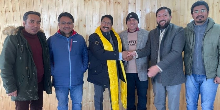 College Teacher Association Ladakh delegation meets Vice Chancellor UoL in Kargil
