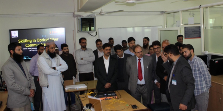 IUST inaugurates “Training of Trainers” Programme on Optical Fibre Communication