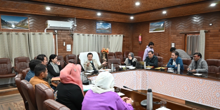 ADC Kargil Imteeaz Kacho chairs meeting to finalize arrangements for smooth Conduct of UPSC CDS, NDA, NA Exams