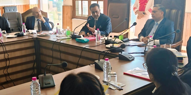 Chief Justice visits District Court Complex Srinagar