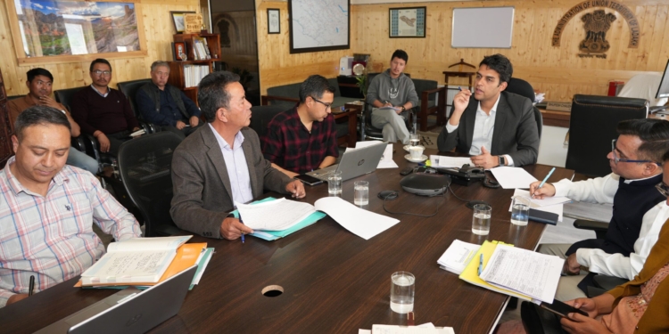 Administrative Secretary of Agriculture Reviews Expenditure and Progress of Key Developmental Schemes