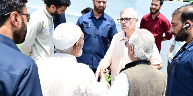 CM listens to several delegations during his Raabita programme, Attends to grievances firsthand