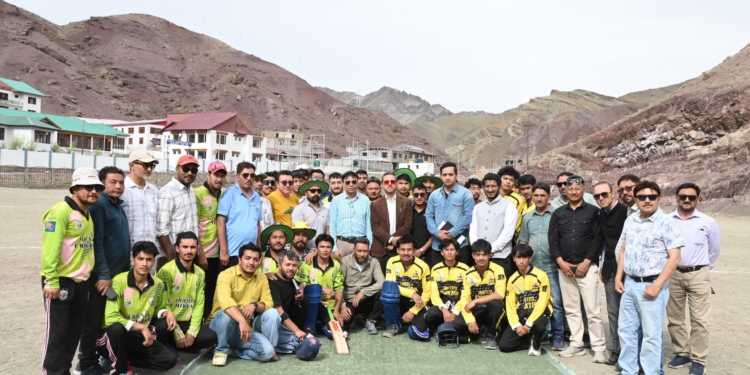 MP Hanifa Jan embark on week-long tour to Kargil district, covers Shakar-Chiktan subdivision in first two days 