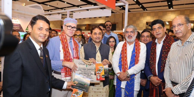 CM Omar Abdullah inaugurates Travel & Tourism Fair, Ahmedabad