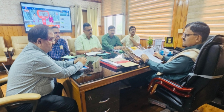 Javed Rana reviews water supply management, infra development in Jammu
