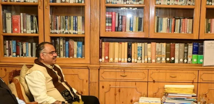 Ghulam Nabi Azad Calls on Lieutenant Governor Manoj Sinha