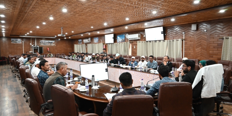 DC Rakesh Kumar chairs preparatory meeting for “Har Ghar Tiranga” and “Har Ghar Swachhata” Abhiyan 