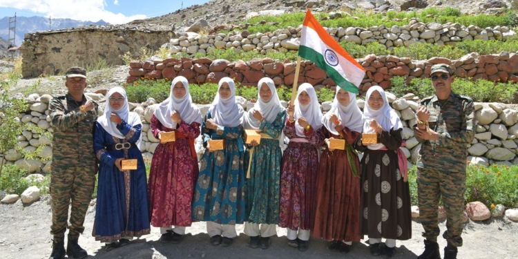 Har Ghar Tiranga: Tourism Department Kargil organizes Rakhi tying ceremony for Army jawans