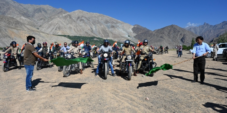 EC Kacho Mohd Feroz Flags Off Bike Rally from Kargil to Damsna