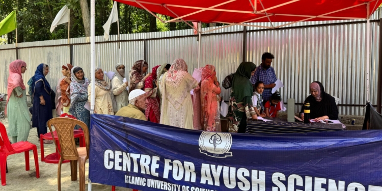 IUST Organizes AYUSH Medical Camp under UBA