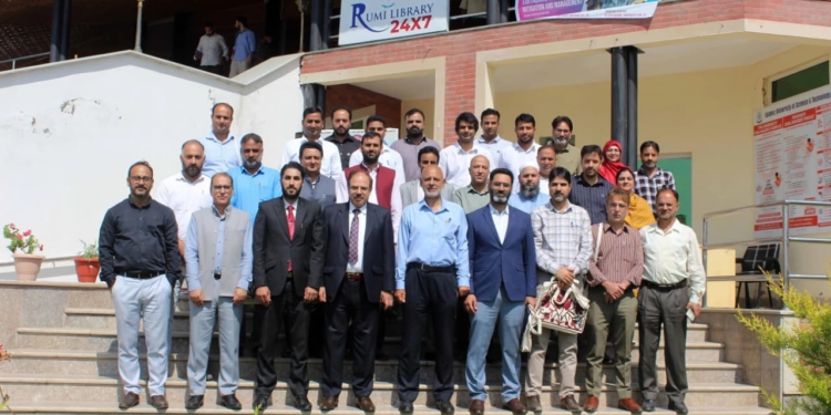 IUST Holds 6th University Library Committee Meeting