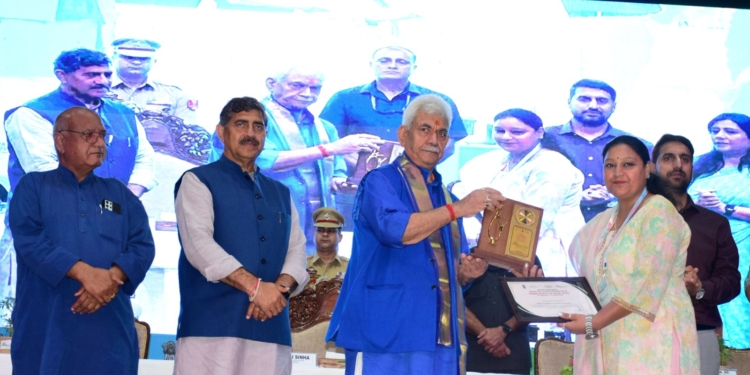 Lieutenant Governor attends Swachhata Vijayotsav organised by Rural Development Department