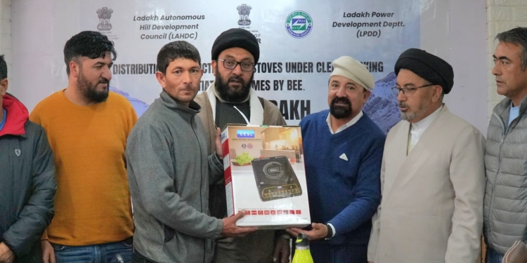 CEC Kargil Dr. Akhoon Launches NECP, Distributes Induction Cookstoves to Beneficiaries