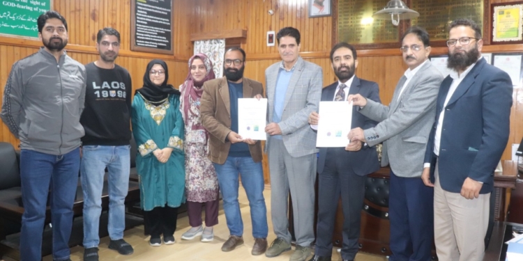 Akashvani Srinagar, GDC Baramulla Sign MoU to Promote Young Media Talent