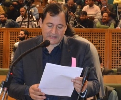 Mega Fruit Mandi on 300 Kanals being established in Kulgam: Agriculture Minister