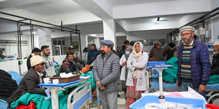 CEC Kargil Makes Surprise Inspection of District Hospital