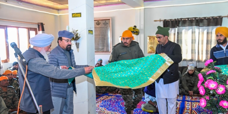 CEC Kargil Attends 556th Prakash Purab of Guru Nanak Dev Ji at Gurudwara Charan Kamal