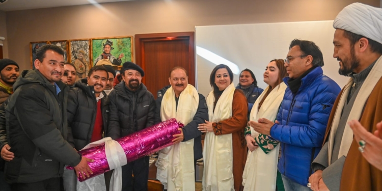 LAHDC Kargil, District Administration and District Police Bid Farewell to Ladakh’s First Chief Secretary Dr. Pawan Kotwal on his Superannuation