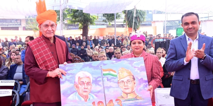 Lieutenant Governor hoists the Tricolour, inaugurates the Netaji Subhas Chandra Bose Flag Point at JDA Park, Ram Vihar in Jammu