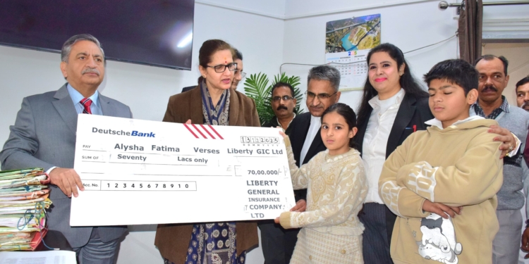 Justice Sanjeev Kumar inaugurates National Lok Adalat at Jammu