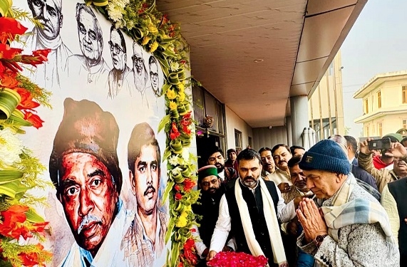 Lieutenant Governor pays tribute to socialist leader and former President of BHU Students’ Union Babu Markandeya Singh