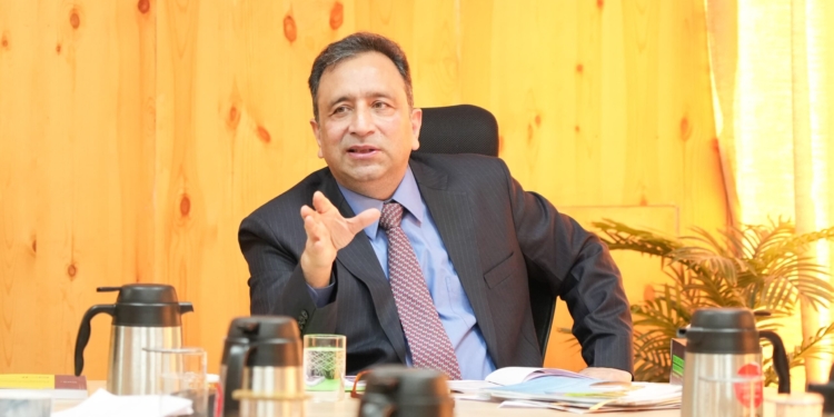 Chief Secretary Ashish Kundra chairs review meeting of Education and Skill Development Departments