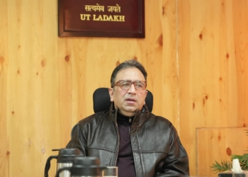 Chief Secretary chairs review meeting on Ladakh Land Records Portal