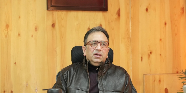 Chief Secretary chairs review meeting on Ladakh Land Records Portal