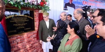 CM Omar Abdullah lays foundation for ₹190 Cr urban development projects in Srinagar, Budgam