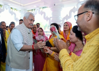 LG Manoj Sinha attended Mahayagya and Prana-Pratishtha ceremony at Shri Lakshminarayan Temple at Bankatashiv in Deoria, Uttar Pradesh