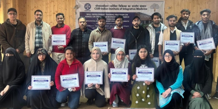 Skill Development program on Drug Discovery and Biomedical Research Concludes at IIIM Srinagar Branch