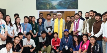 Lieutenant Governor interacts with youth from Ladakh visiting Jammu under ABVP’s Students’ Experience in Regional Understanding (SERU) initiative
