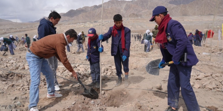 L-G VK Saxena launches Indus River Green Corridor Eco-Restoration Plantation at Spituk Pharka on International Day of Forests