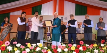 Lieutenant Governor visited the vibrant border village of Makwal in Jammu