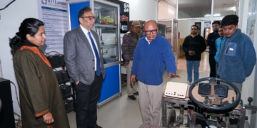 Chief Secretary reviews innovation projects at NIELIT, Leh