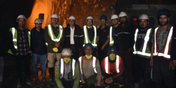 DC Drass visits Eastern Portal of Zojila Tunnel project; lauds sincere efforts of officials/workers of MEIL