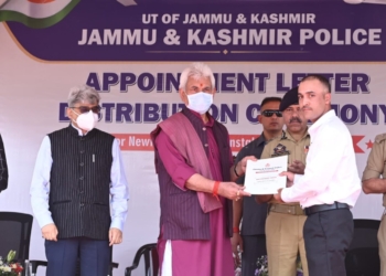 Lieutenant Governor hands over Appointment Letters to Newly Recruited Constables of Jammu Kashmir Police