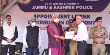 Lieutenant Governor hands over Appointment Letters to Newly Recruited Constables of Jammu Kashmir Police