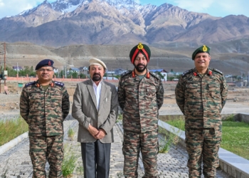 CEC Kargil Meets Director General of Border Roads Organisation Discusses Developmental Initiatives